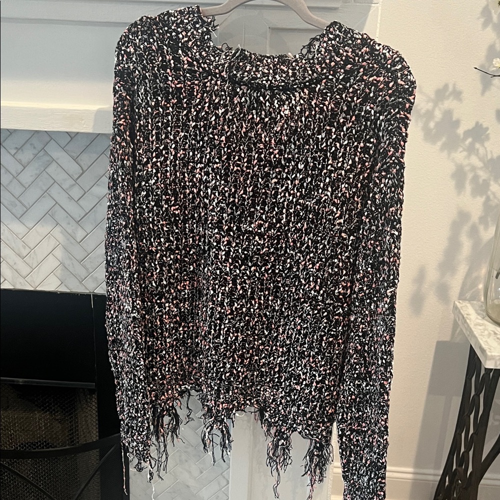 Forever 21 Black and Pink Knit Sweater - Picture 3 of 5